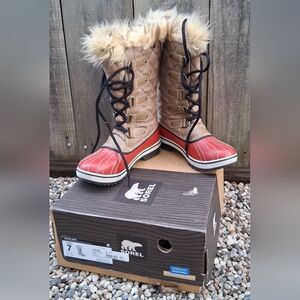 Sorel Women's Red and Tan Quilted Winter Boots